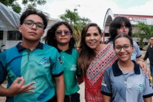 Mara Lezama inaugura domo en Conalep Cancún III tras 18 años de espera