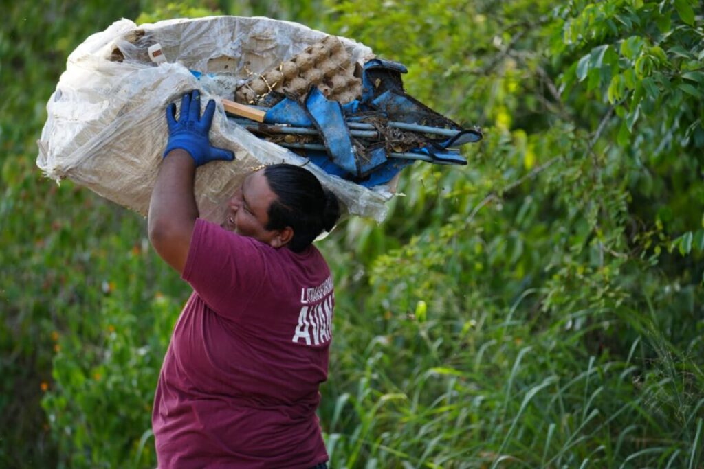 Chacón transforma la imagen urbana de Altamar con jornada “Juntos Limpiamos Cozumel”