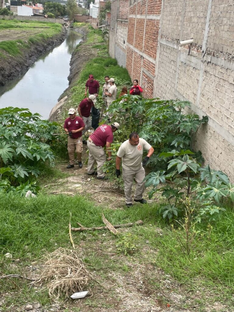 Retiran tapón que ponía en riesgo Villa Fontana