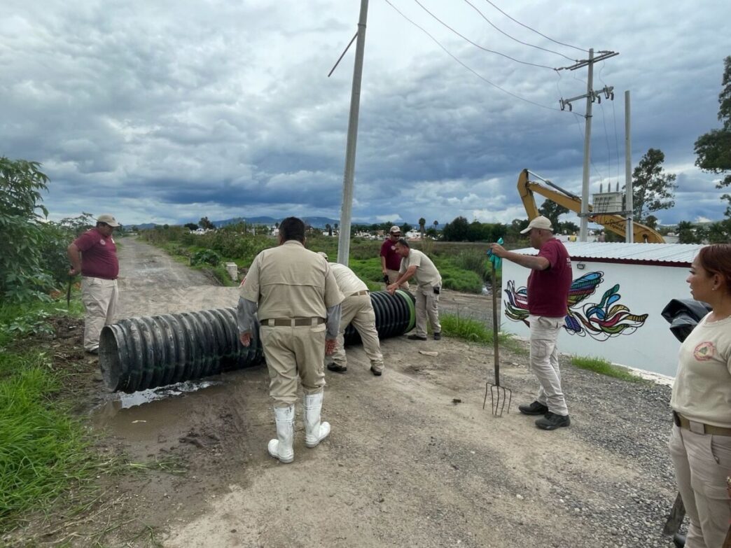 Retiran tapón que ponía en riesgo Villa Fontana