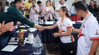 Atletas vallartenses ganan oro en Mundial de Bulgaria