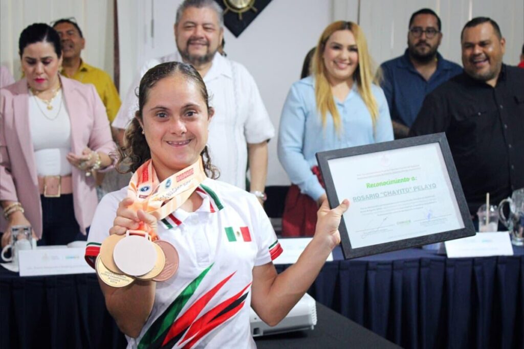 Atletas vallartenses ganan oro en Mundial de Bulgaria
