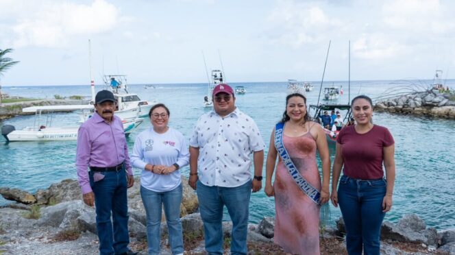 El Presidente Chacón y Diana Sosa realizan el disparo de salida del Primer Torneo de Pesca inclusiva “Navegando Juntos”
