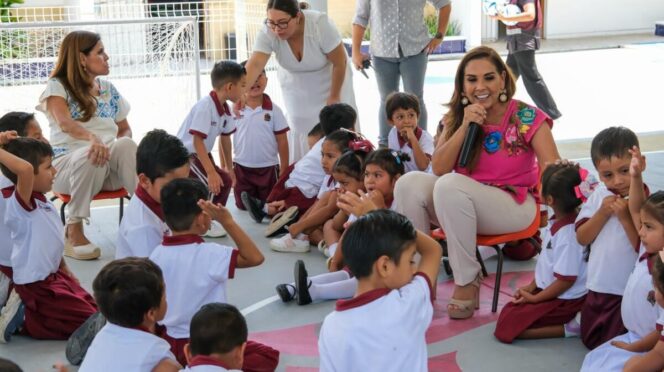 Mara Lezama entrega domo en preescolar de Carlos A. Madrazo tras más de cuatro décadas sin mantenimiento