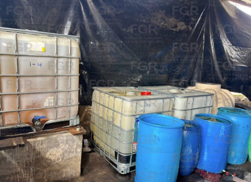 Aseguran casi 18 mil litros de hidrocarburo en Jalisco