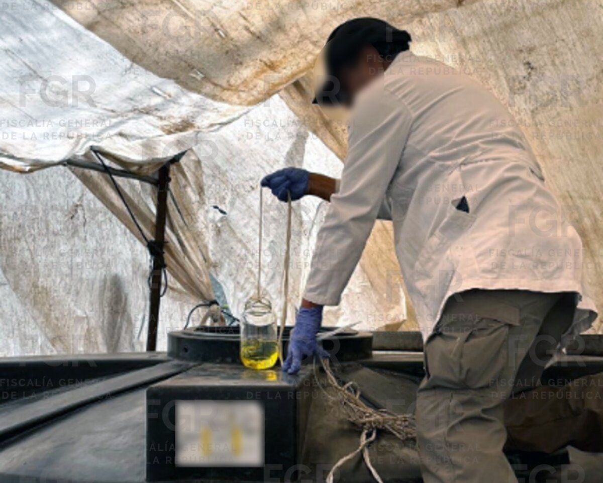 Aseguran 6 mil litros de hidrocarburo en Tototlán