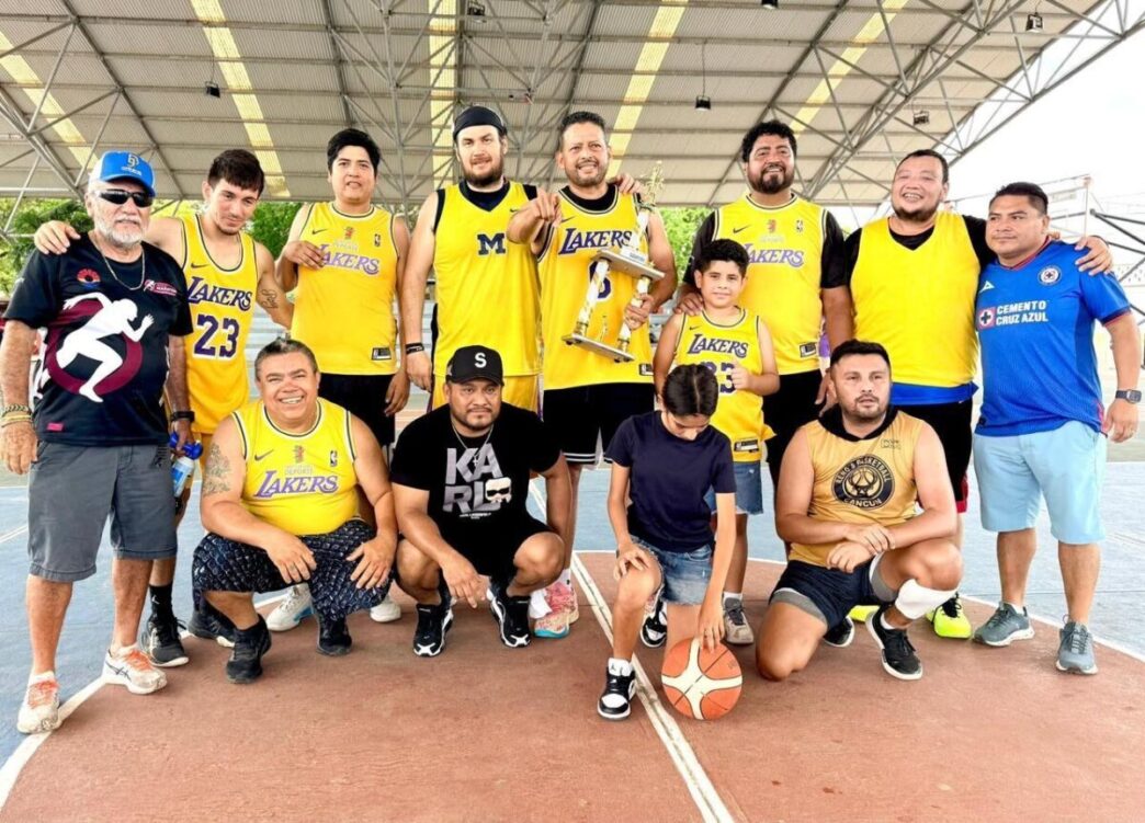 Instituto Municipal del Deporte de Cancún gana torneo de basquetbol del Día del Burócrata
