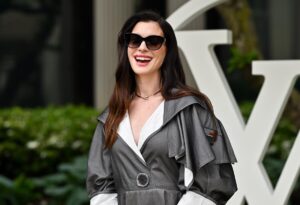 Anne Hathaway espera a su tercer hijo
