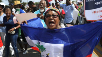 Tribunal Supremo de EE.UU. permite fin de protecciones migratorias para haitianos y sirios