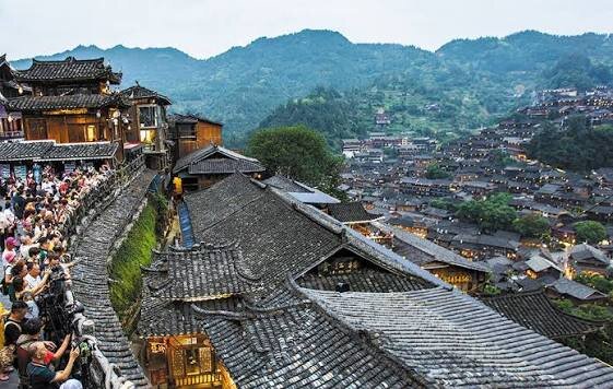 Turismo rural impulsa a las etnias Miao y Dong en China