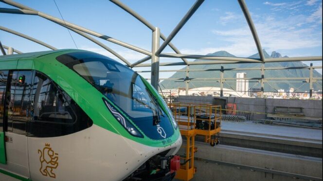 Monorriel realiza recorrido de prueba en Monterrey