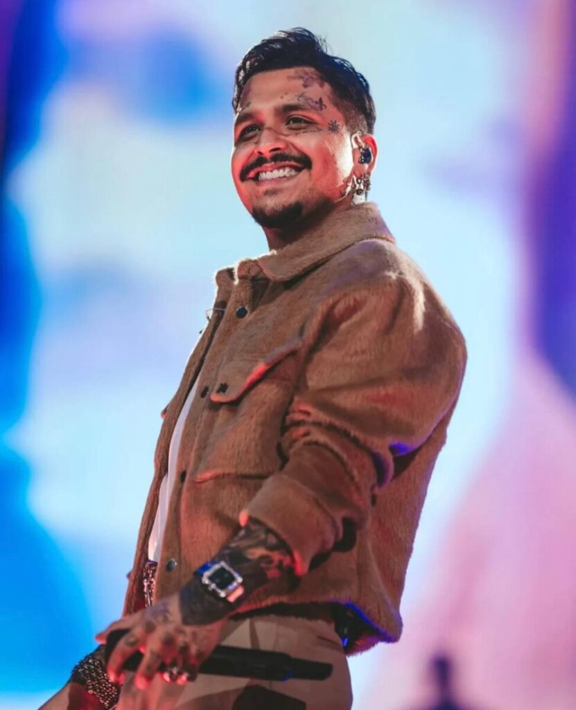Christian Nodal pierde batalla legal por “El Forajido”