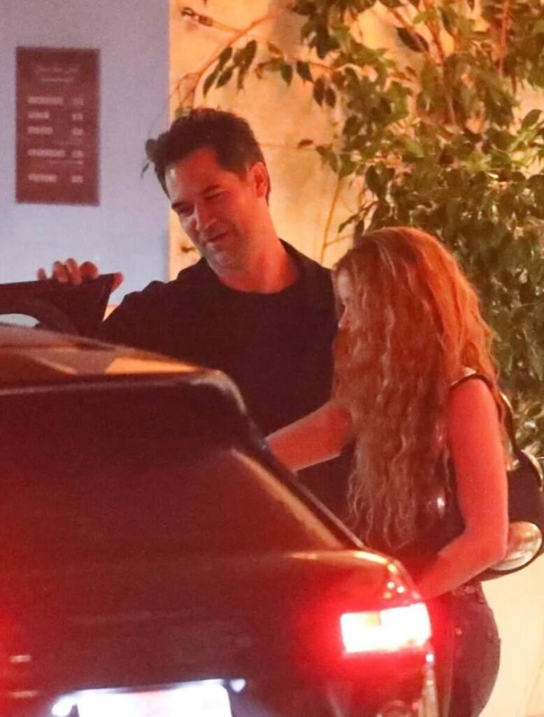¿Shakira estrena romance con actor mexicano?