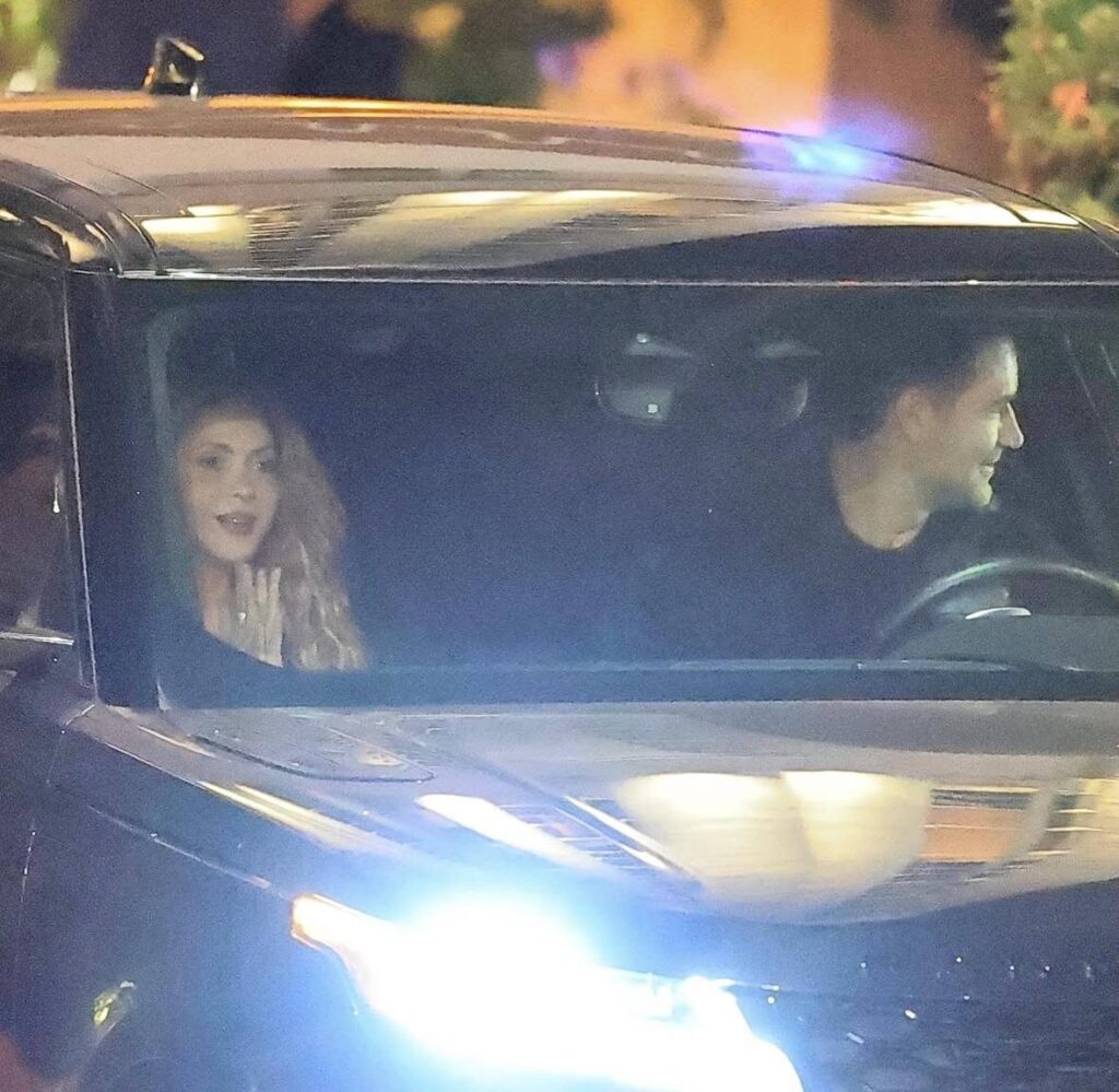 ¿Shakira estrena romance con actor mexicano?