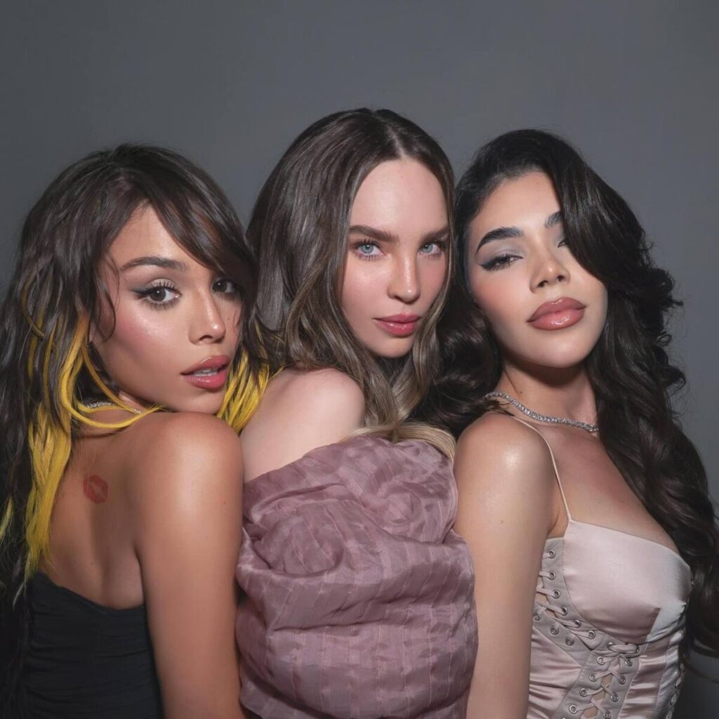 Kenia Os aclara retraso de colaboración con Belinda y Danna Paola