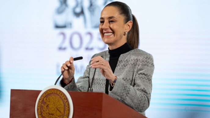 Presidenta Claudia Sheinbaum mantiene alta aprobación, según encuesta por parte de De las Heras Demotecnia