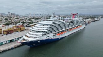 Recibe Mazatlán al “Carnival Panorama” con más de 4 mil cruceristas