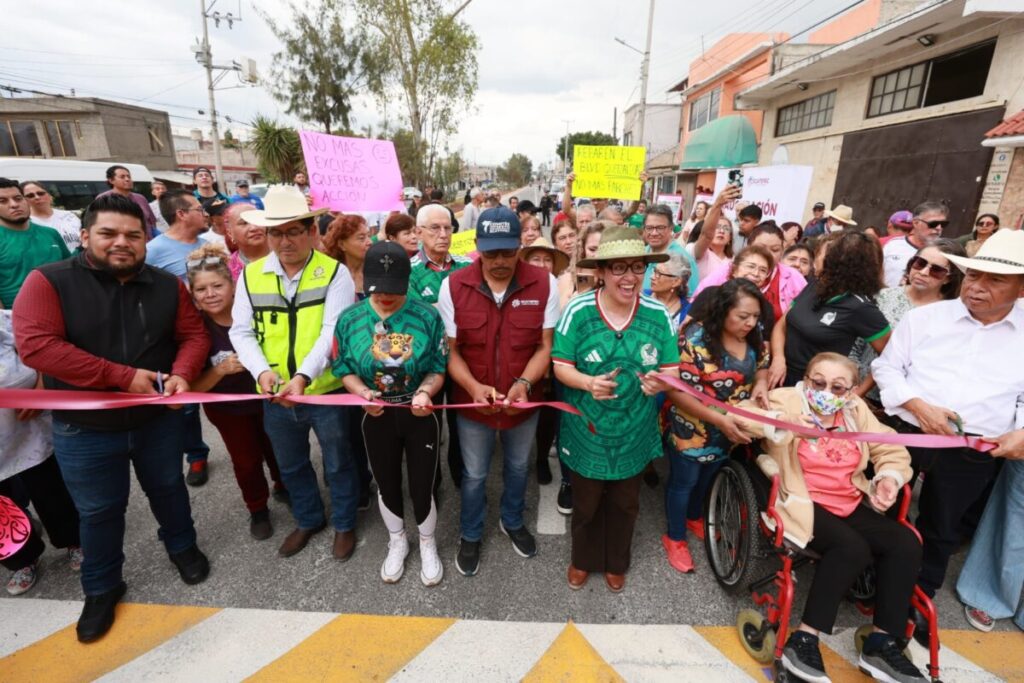 Repavimentan en Ecatepec Boulevard Quetzalcóatl de Ciudad Azteca