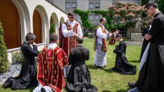Los lefebvrianos, el grupo ultraconservador excomulgado por el Vaticano