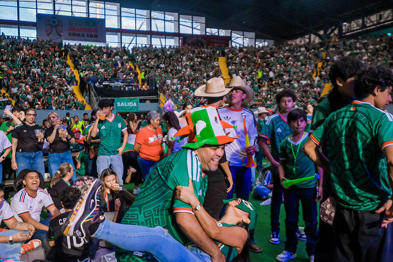 México desata fiesta en Jalisco