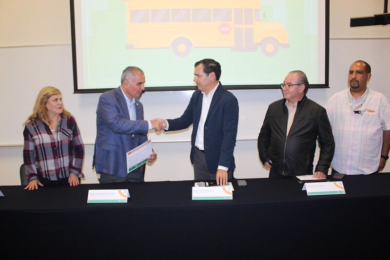 Dos escuelas refuerzan movilidad segura