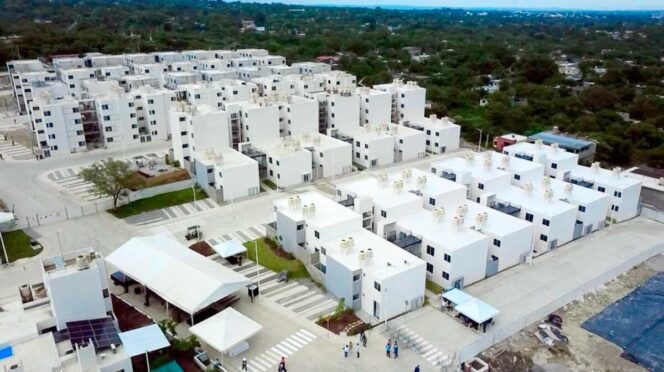 Entregan Viviendas del Bienestar en San Luis Potosí