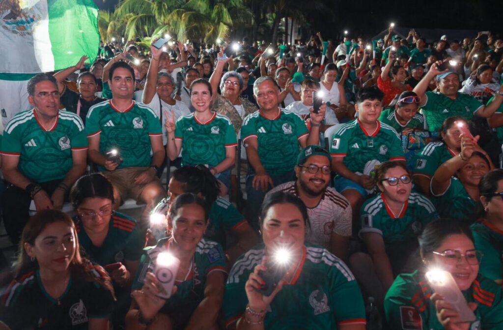 La fiesta futbolera se vive al máximo en el Fut Fest Isla Mujeres