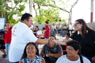 Chacón atiende a vecinos de la Adolfo López Mateos através de Audiencia Pública “Día del Pueblo”