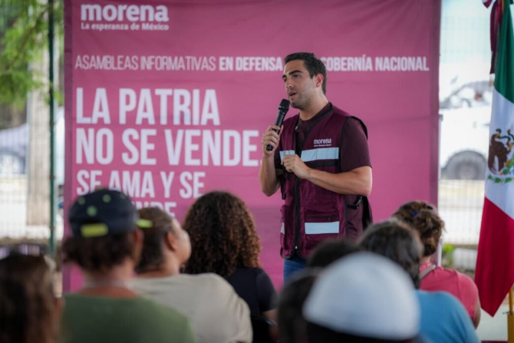 Gino Segura recorre calles de Cancún