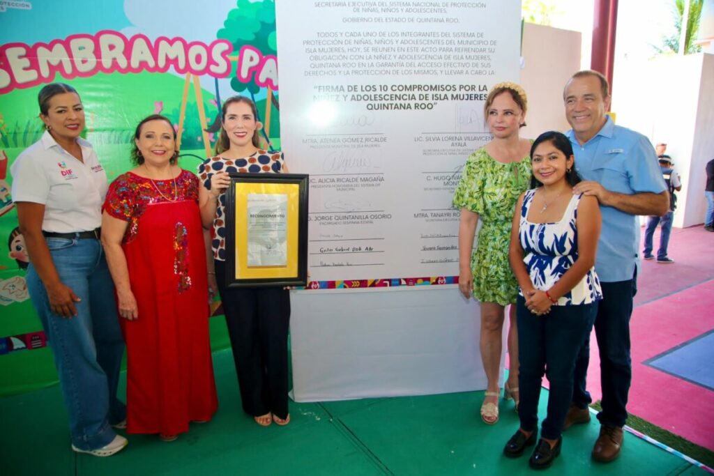 Gobierno de México reconoce al Gobierno de Atenea por sus políticas públicas en favor de la niñez de Isla Mujeres