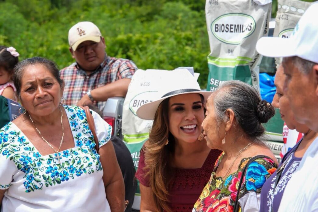 Entrega Mara Lezama en José María Morelos semillas mejoradas para fortalecer a las familias del campo en Quintana Roo