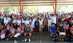 Verónica Lezama fortalece a las familias quintanarroenses con acciones para la reconstrucción del tejido social
