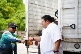 Gobierno de Chacón avanza con la limpieza de la carretera Transversal para brindar mayor seguridad a la ciudadanía