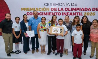 Premia Mara Lezama a las y los estudiantes ganadores de la Olimpiada del Conocimiento Infantil 2026
