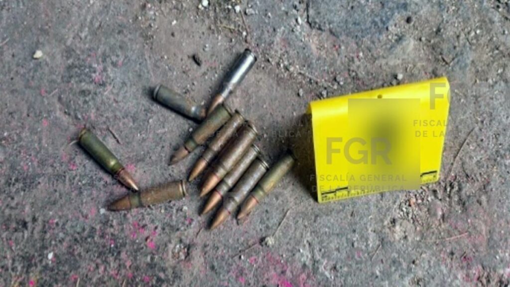 FGR asegura cartuchos y vehículos en Valle de Juárez