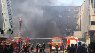 Incendio en fábrica de calzado deja 28 muertos en China
