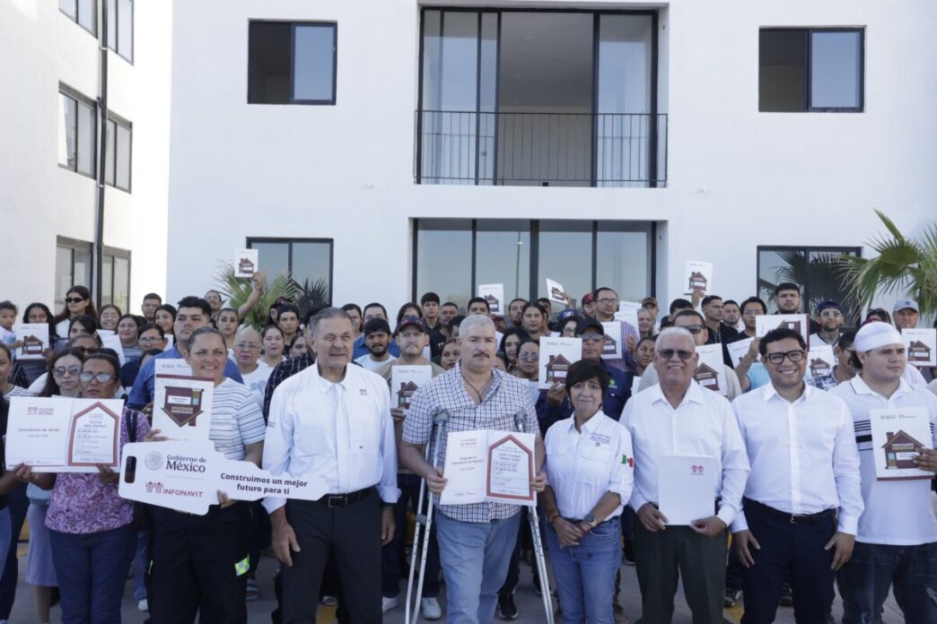 Los Mochis fue sede de la segunda entrega de viviendas del Bienestar