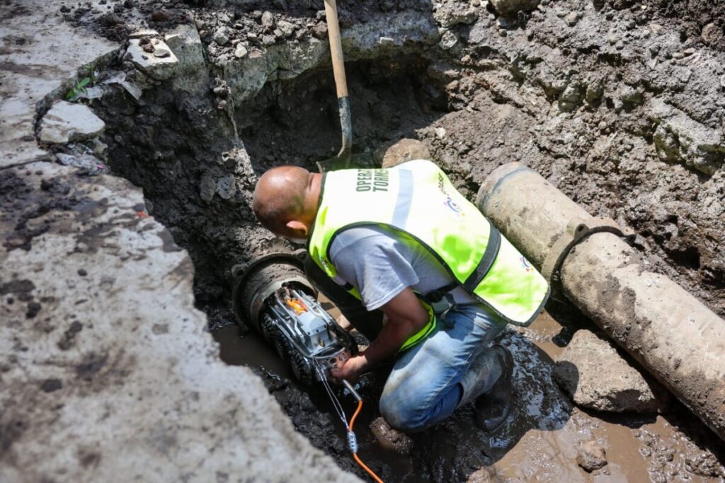 Con pavimentación y agua por la red, la transformación se siente en Ecatepec