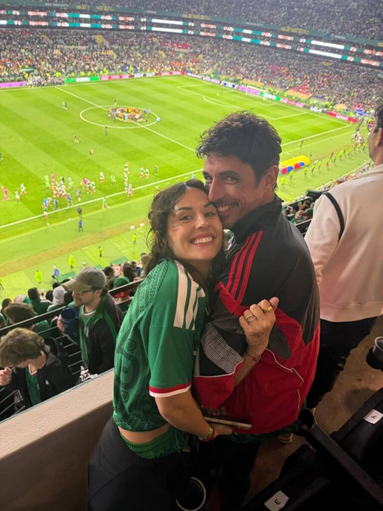 Famosos mexicanos demuestran su emoción por la fiesta futbolera