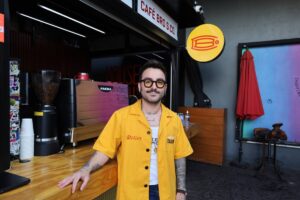 Ramón Fernández alista su primer showcase en vivo