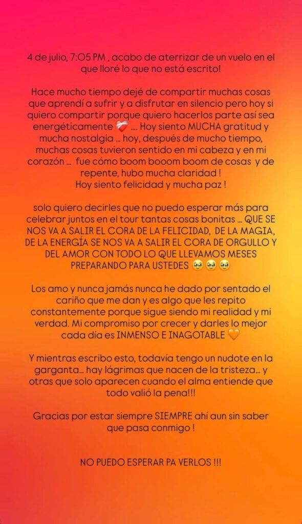 Karol G sube una foto llorando