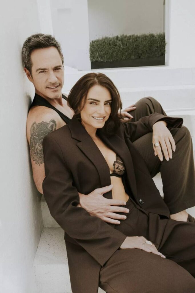 Aislinn Derbez y Mauricio Ochmann reavivan rumores
