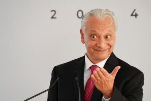 Víctor Rodríguez Padilla, exdirector de Pemex, fue detenido este martes