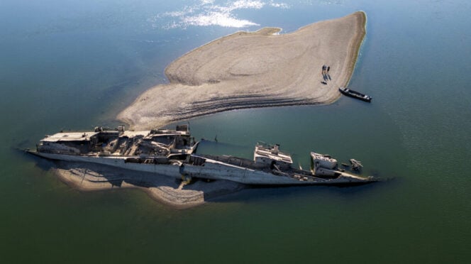 La sequía del Danubio revela restos de soldados alemanes, una motocicleta militar y unos 200 barcos hundidos de la Segunda Guerra Mundial