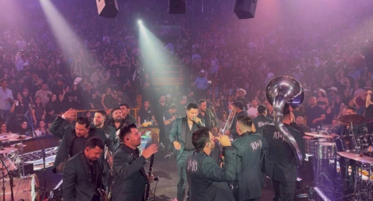 Banda MS abarrotó el Palenque de las Fiestas de Octubre con una noche llena de éxitos